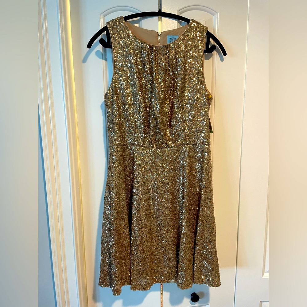 Gold Sequin Cocktail Dress - perfect for NYE!
